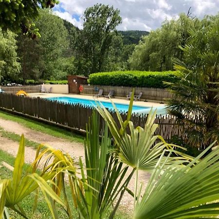 Camping Les Berges Du Doux Colombier-le-Vieux Exterior foto