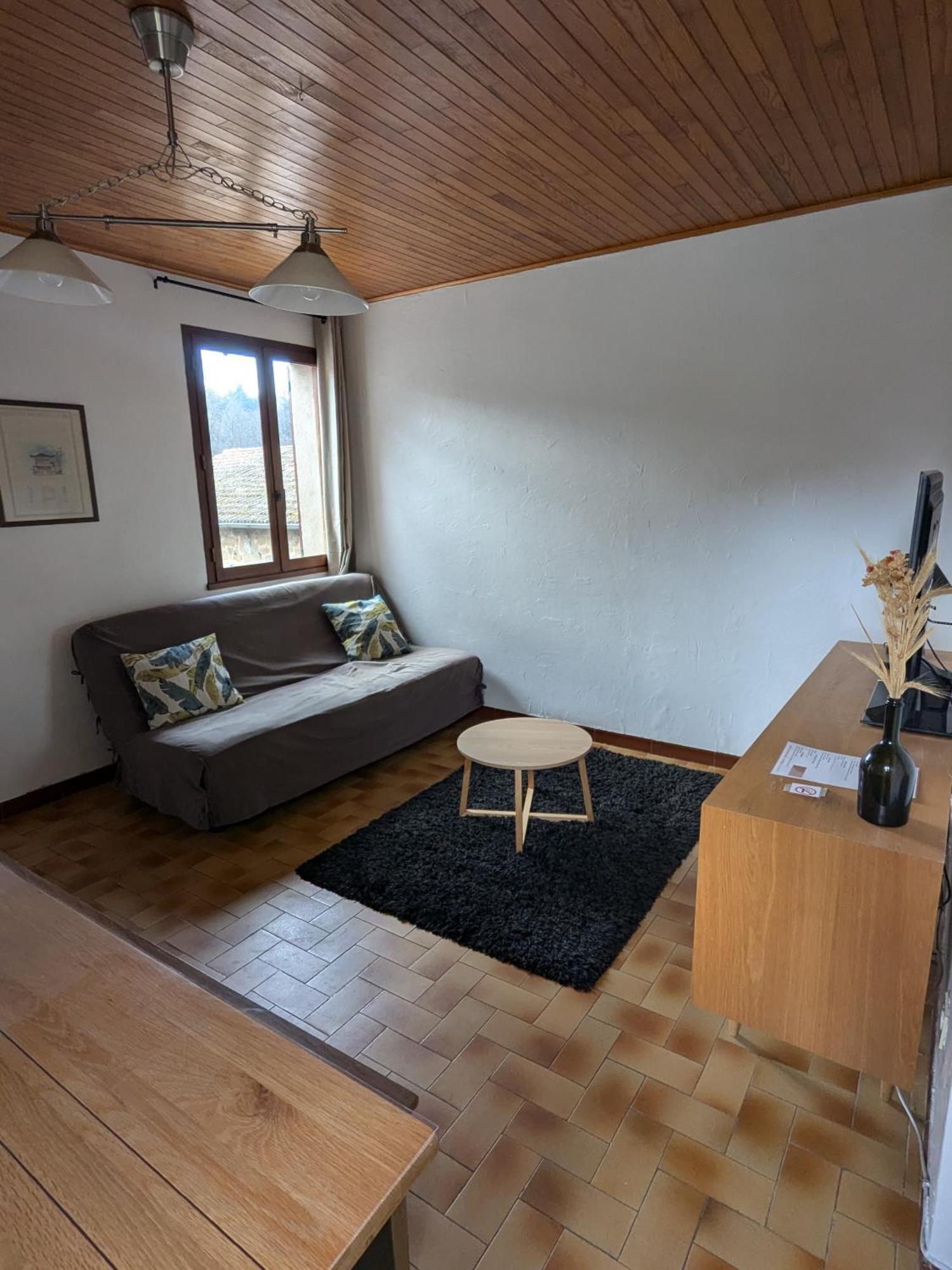 Camping Les Berges Du Doux Colombier-le-Vieux Habitación foto